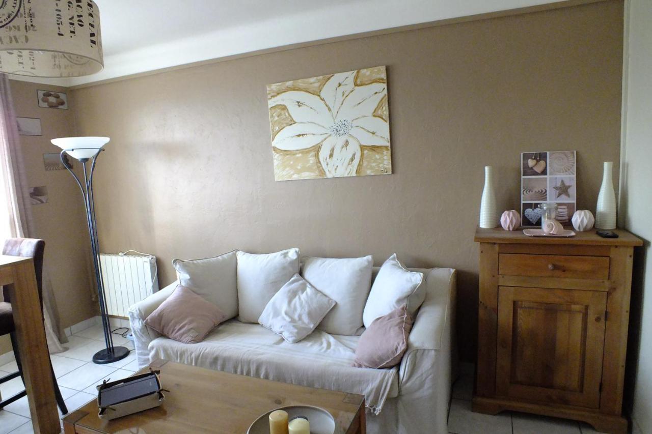 Ferienwohnung F3 Avec Parking Le Dauphin Sète Exterior foto